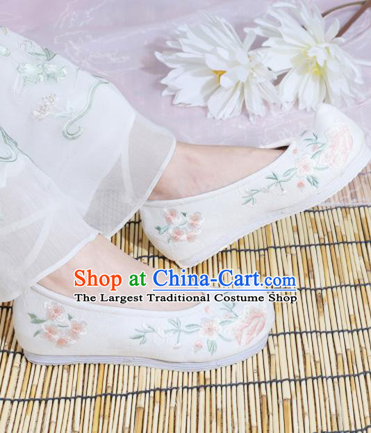 Chinese National Embroidered Peach Blossom White Shoes Ancient Traditional Princess Shoes Hanfu Shoes for Women