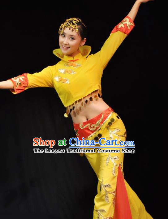 Traditional Chinese Fan Dance Yellow Costumes Folk Dance Yangko Dance Stage Show Dress for Women