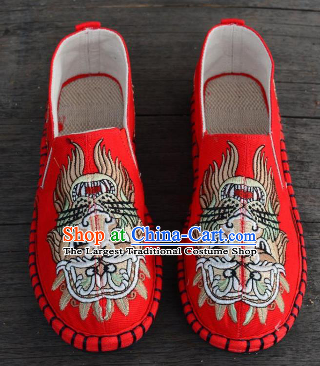 Traditional Chinese Martial Arts Embroidered Lion Shoes Handmade Red Flax Shoes National Multi Layered Cloth Shoes for Men