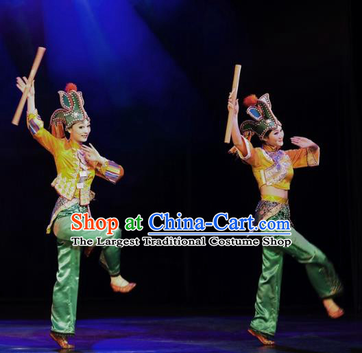 Chinese Oriental Apparel Tujia Nationality Dance Dress Stage Performance Ethnic Costume and Headpiece for Women