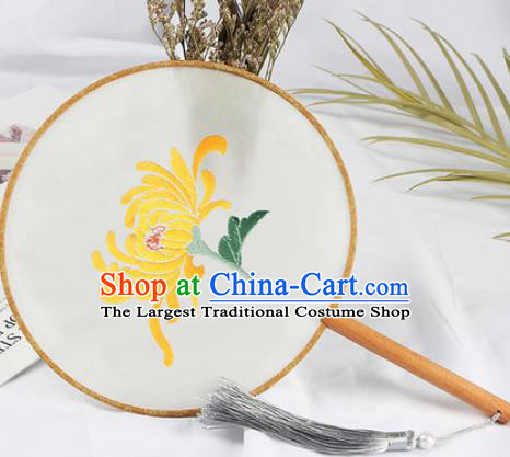 Chinese Traditional Handmade Embroidery Chrysanthemum Round Fan Embroidered Palace Fans