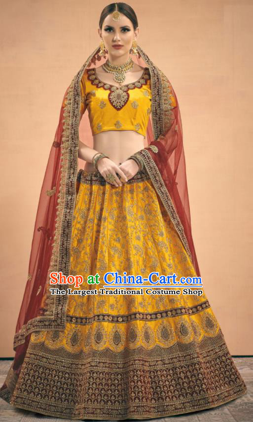 Asian Indian Bollywood Wedding Yellow Silk Dress India Traditional Bride Lehenga Costumes for Women