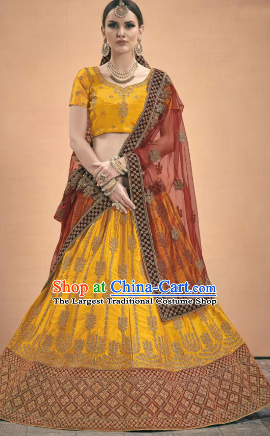 Asian Indian Bollywood Wedding Embroidered Golden Silk Dress India Traditional Bride Lehenga Costumes for Women