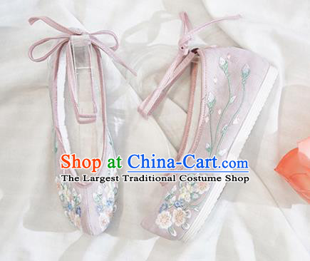 Traditional Chinese National Winter Shoes Embroidered Lilac Shoes Hanfu Shoes for Women