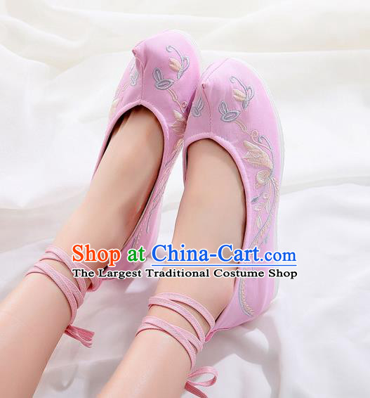 Traditional Chinese National Embroidery Pink Shoes Embroidered Flowers Shoes Hanfu Shoes for Women