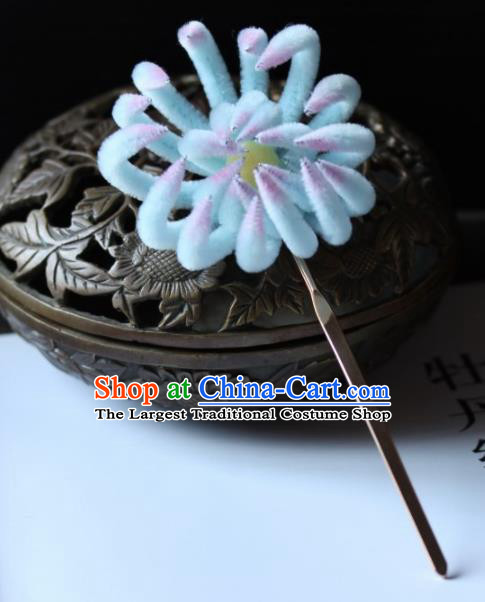 Top Grade Chinese Ancient Palace Light Blue Velvet Chrysanthemum Hairpins Traditional Hair Accessories Headdress for Women