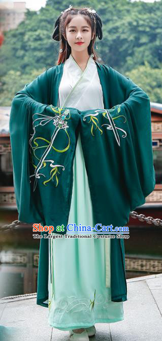 Chinese Ancient Traditional Hanfu Dress Jin Dynasty Swordswomen Embroidered Replica Costume for Women