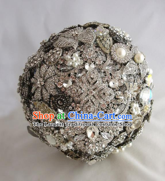 Top Grade Wedding Bridal Bouquet Hand Crystal Black Ball Tied Bouquet Flowers for Women