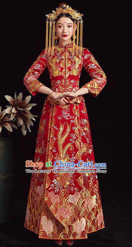 Chinese Traditional Bride Xiuhe Suit Ancient Wedding Embroidered Red Dress for Women