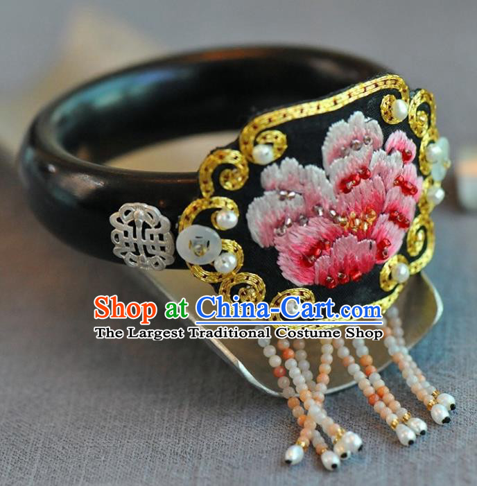 Chinese Traditional Jewelry Accessories Classical Embroidered Peony Bracelet for Women