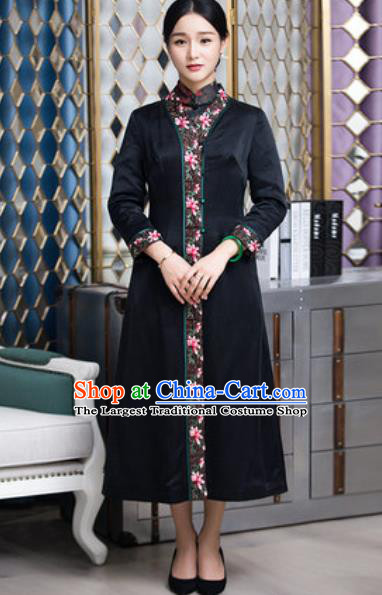 Chinese Traditional Tang Suit Black Silk Dust Coat National Costume Outer Garment for Women