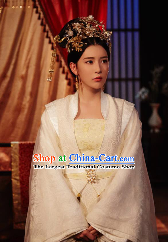 Chinese Ancient Drama Queen Dugu Northern Zhou Dynasty Imperial Concubine Embroidered Historical Costume and Headpiece for Women