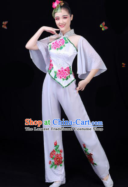 Traditional Chinese Yangko Embroidered White Clothing Folk Dance Fan Dance Stage Performance Costume for Women