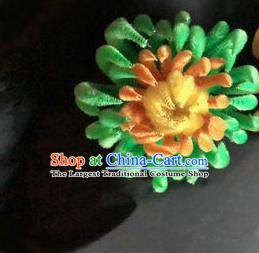 Traditional Chinese Ancient Qing Dynasty Green Velvet Chrysanthemum Hairpins Handmade Palace Hair Accessories for Women