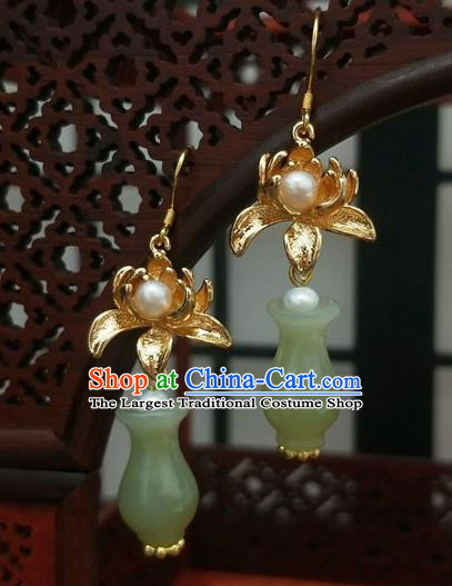 Traditional Chinese Ancient Wedding Hanfu Jade Vase Earrings Handmade Jewelry Accessories for Women