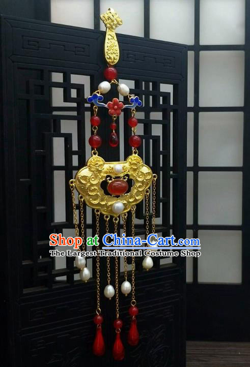 Traditional Chinese Ancient Agate Golden Brooch Handmade Hanfu Palace Breastpin Tassel Pendant for Women