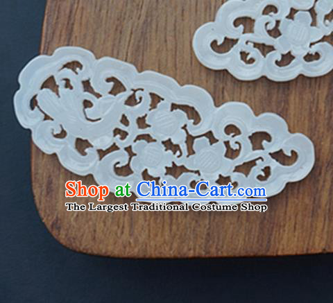 Handmade Chinese Jade Carving Plum Blossom Pendant Traditional Jade Craft Jewelry Accessories