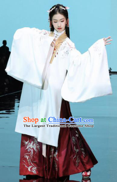 Traditional Chinese Ming Dynasty Palace Princess Embroidered Hanfu Dress Ancient Court Replica Costumes for Women