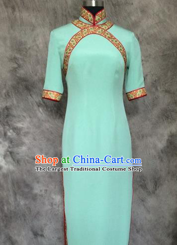 Chinese Traditional Customized Green Cheongsam National Costume Classical Qipao Dress for Women