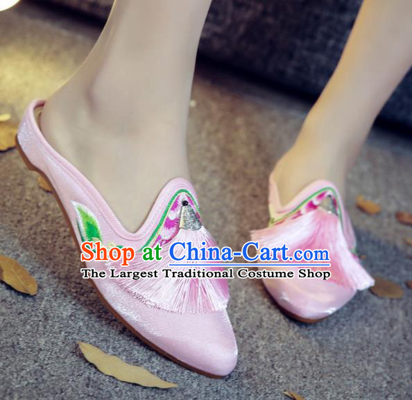 Asian Chinese National Embroidered Pink Satin Shoes Classical Dance Shoes Traditional Hanfu Shoes for Women