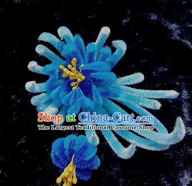 Chinese Handmade Qing Dynasty Blue Velvet Chrysanthemum Hairpins Traditional Ancient Court Hanfu Hair Accessories for Women