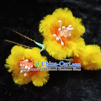 Chinese Handmade Qing Dynasty Court Yellow Velvet Plum Hairpins Traditional Ancient Hanfu Hair Accessories for Women