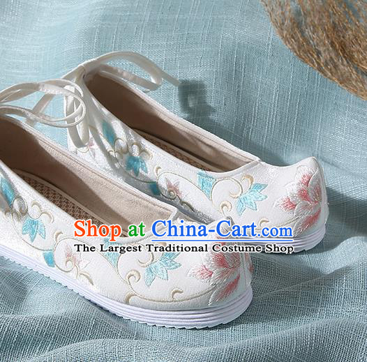 Chinese Handmade Embroidered Twine Flower White Bow Shoes Traditional Ming Dynasty Hanfu Shoes Princess Shoes for Women