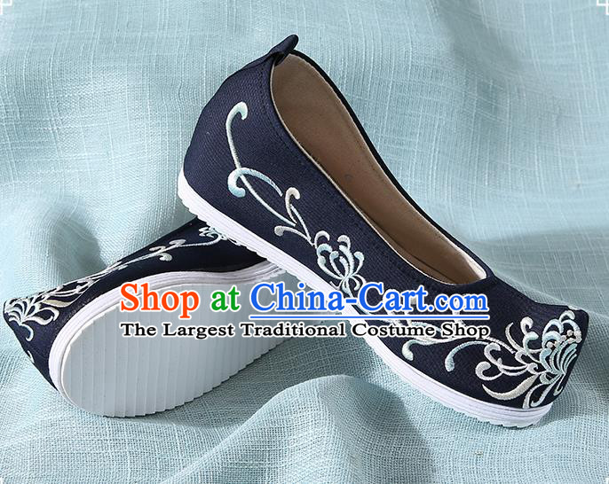 Chinese Handmade Embroidered Chrysanthemum Black Bow Shoes Traditional Ming Dynasty Hanfu Shoes Princess Shoes for Women