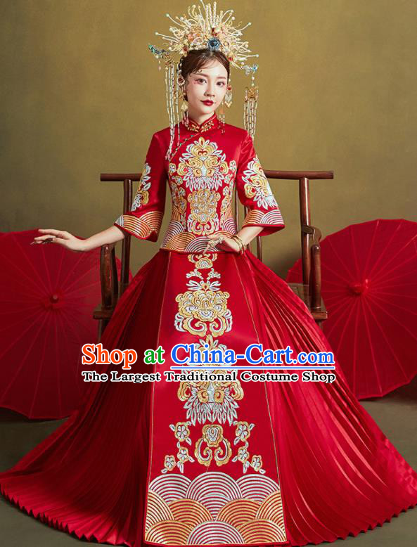 Chinese Traditional Wedding Embroidered Flower Xiu He Suit Red Blouse and Dress Ancient Bride Costumes for Women