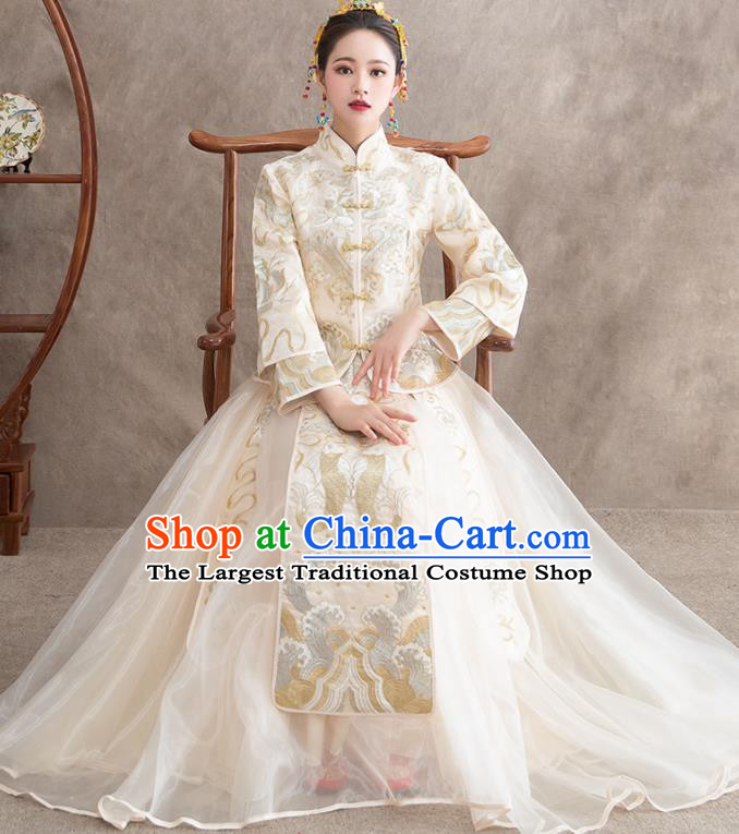 Chinese Ancient Bride Embroidered Carps White Dress Traditional Xiu He Suit Wedding Costumes for Women