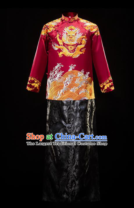 Chinese Traditional Bridegroom Wedding Xiuhe Costumes Tang Suit Embroidered Red Mandarin Jacket and Black Long Gown for Men