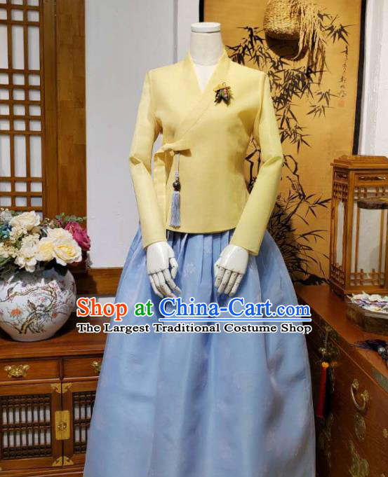 Korean Traditional Female Yellow Blouse and Blue Bust Skirt Asian Korea National Fashion Costumes Women Hanbok Apparels