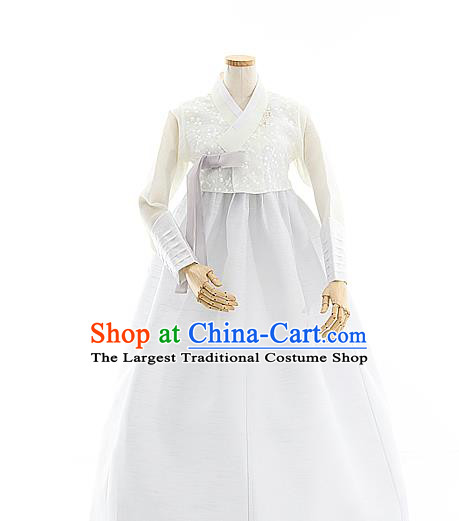 Korean Bride White Lace Blouse and Dress Korea Fashion Costumes Traditional Wedding Hanbok Apparels for Women