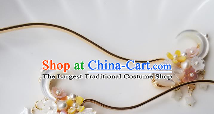 Chinese Classical Shell Moon Hair Clip Hanfu Hair Accessories Handmade Ancient Queen Pearls Tassel Hairpins for Women