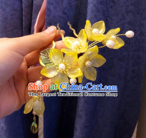 Chinese Ancient Princess Yellow Plum Blossom Hairpins Hair Accessories Handmade Ming Dynasty Tassel Hair Comb