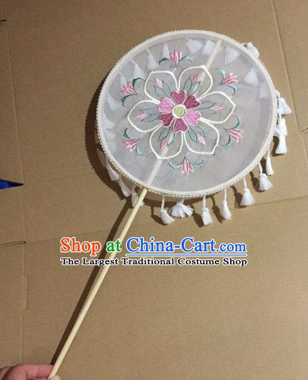 Chinese Classical Wedding White Tassel Silk Fans Handmade Round Fan Ancient Tang Dynasty Princess Hanfu Embroidered Palace Fan