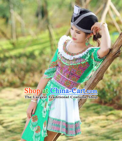 China Yunnan Minority Costumes with Hat Yao Ethnic Women Clothing Green Blouse and Short Skirt Outfits