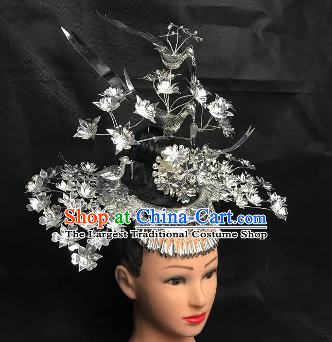 China Handmade Miao Minority Nationality Hair Crown and Hairpins Dong Ethnic Folk Dance Headdress