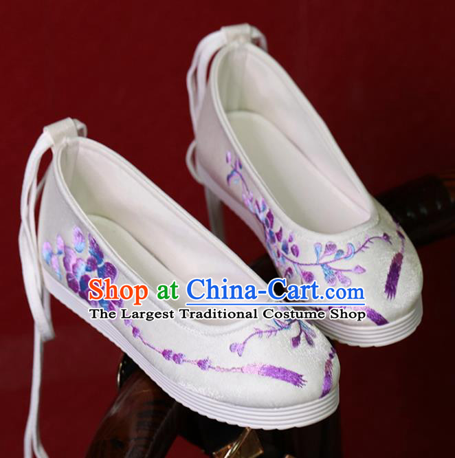 China Embroidered Shoes Women Shoes Princess Shoes Handmade Hanfu Shoes White Satin Shoes
