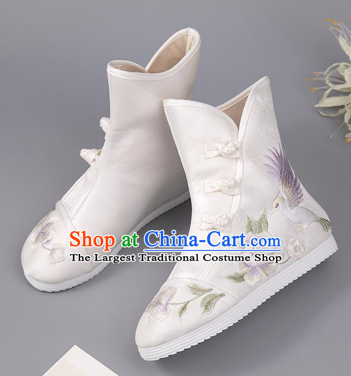 Chinese Handmade Cloth Shoes Embroidered Peony Bird Boots Ancient White Hanfu Shoes