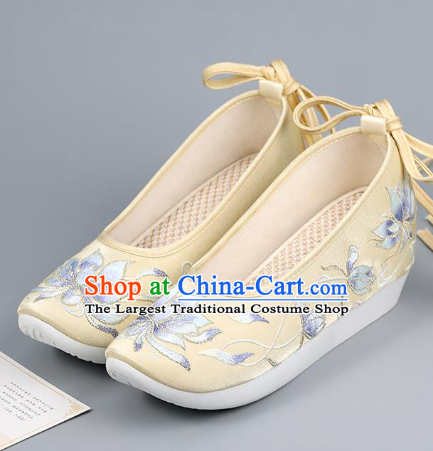 China Ming Dynasty Princess Shoes Ancient Court Shoes Embroidered Epiphyllum Yellow Shoes Traditional Hanfu Shoes