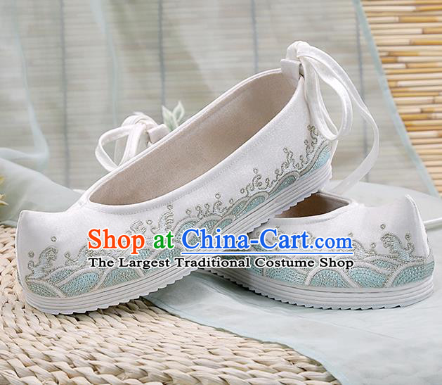 China White Cloth Shoes Traditional Embroidered Shoes Hanfu Shoes Handmade Shoes National Shoes