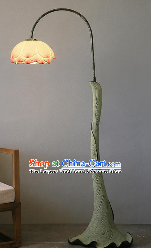 China Iron Art Floor Lamp Traditional Home Decorations Handmade Lotus High Lantern