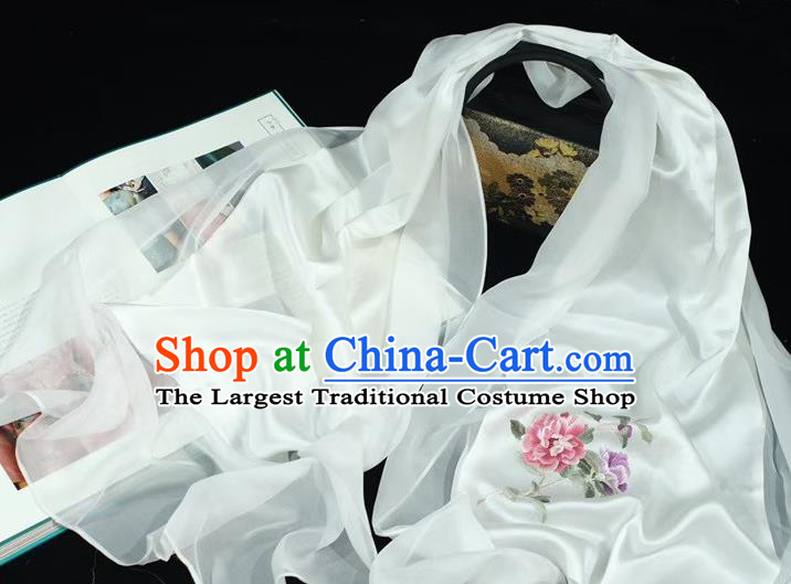 China Traditional Mother Cappa Exquisite Suzhou Embroidered Tippet White Silk Scarf Embroidery Peony Accessories