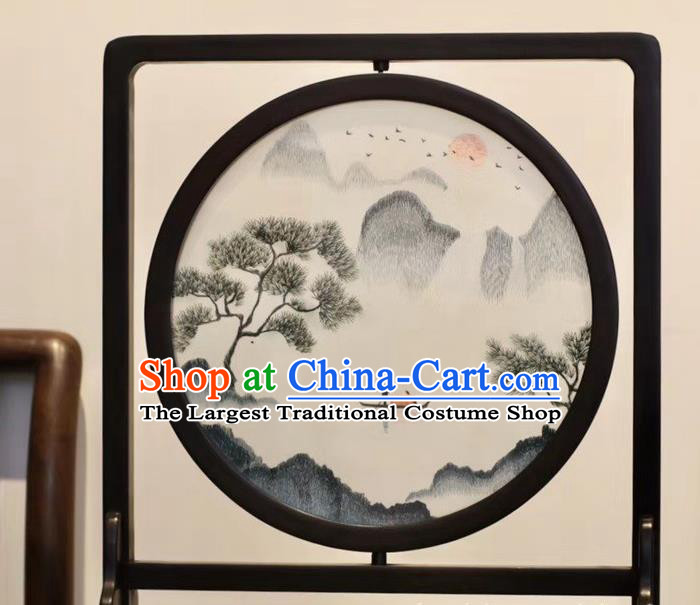 China Handmade Table Ornament Embroidery Craft Suzhou Embroidered Fishermen Rosewood Desk Screen