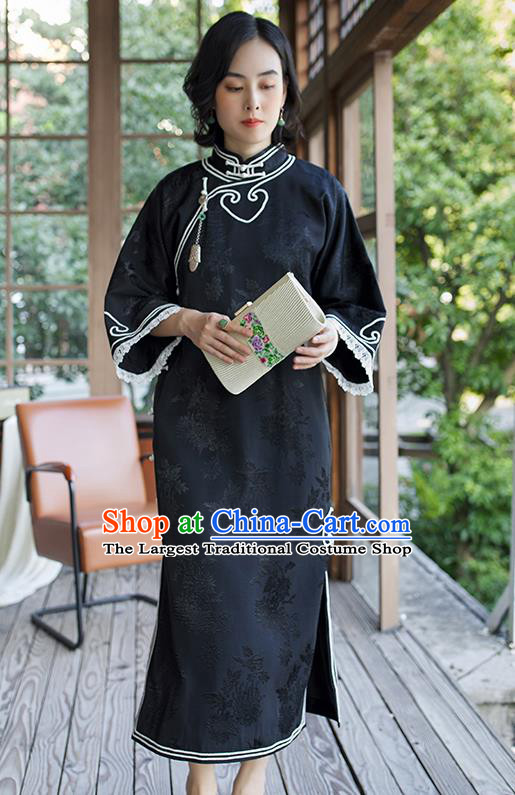 China Traditional Embroidered Black Qipao Women Classical Dress Clothing Wide Sleeve Cheongsam