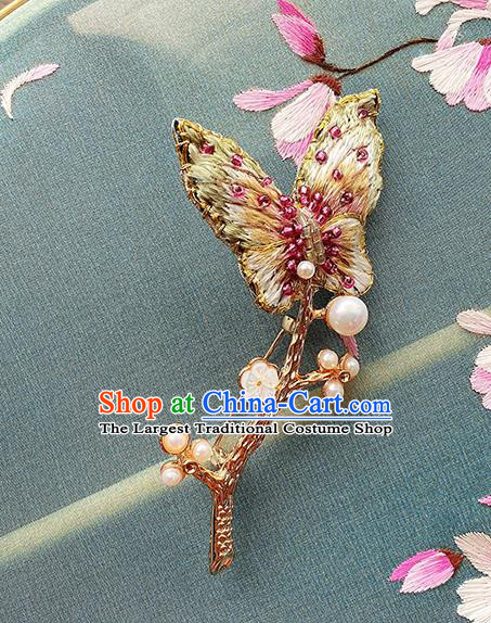 China Classical Cheongsam Breastpin Accessories Traditional Embroidered Butterfly Brooch