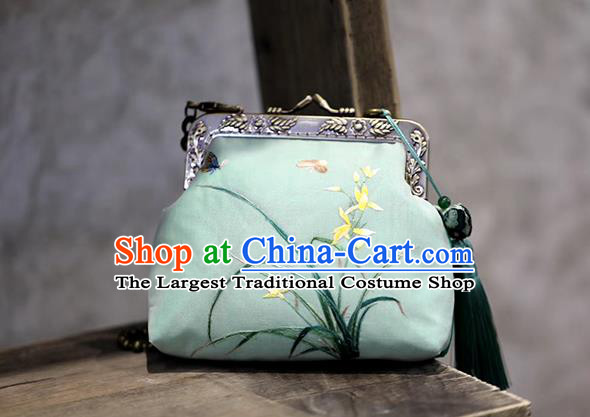 China Traditional Embroidered Green Silk Bag Suzhou Embroidery Orchids Handbag