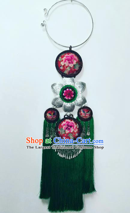 Handmade China Women Embroidered Jewelry Accessories National Silver Necklet Traditional Ethnic Green Tassel Necklace