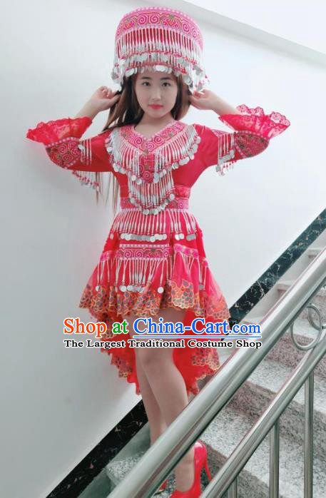 China Yao Nationality Red Short Dress Ethnic Women Apparels Minority Wedding Costumes and Hat